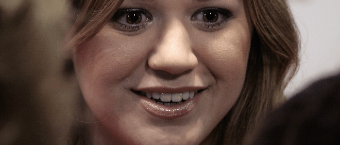 Kelly Clarkson at the Women's World Award 2009 (Wiener Stadthalle, Vienna, Austria).