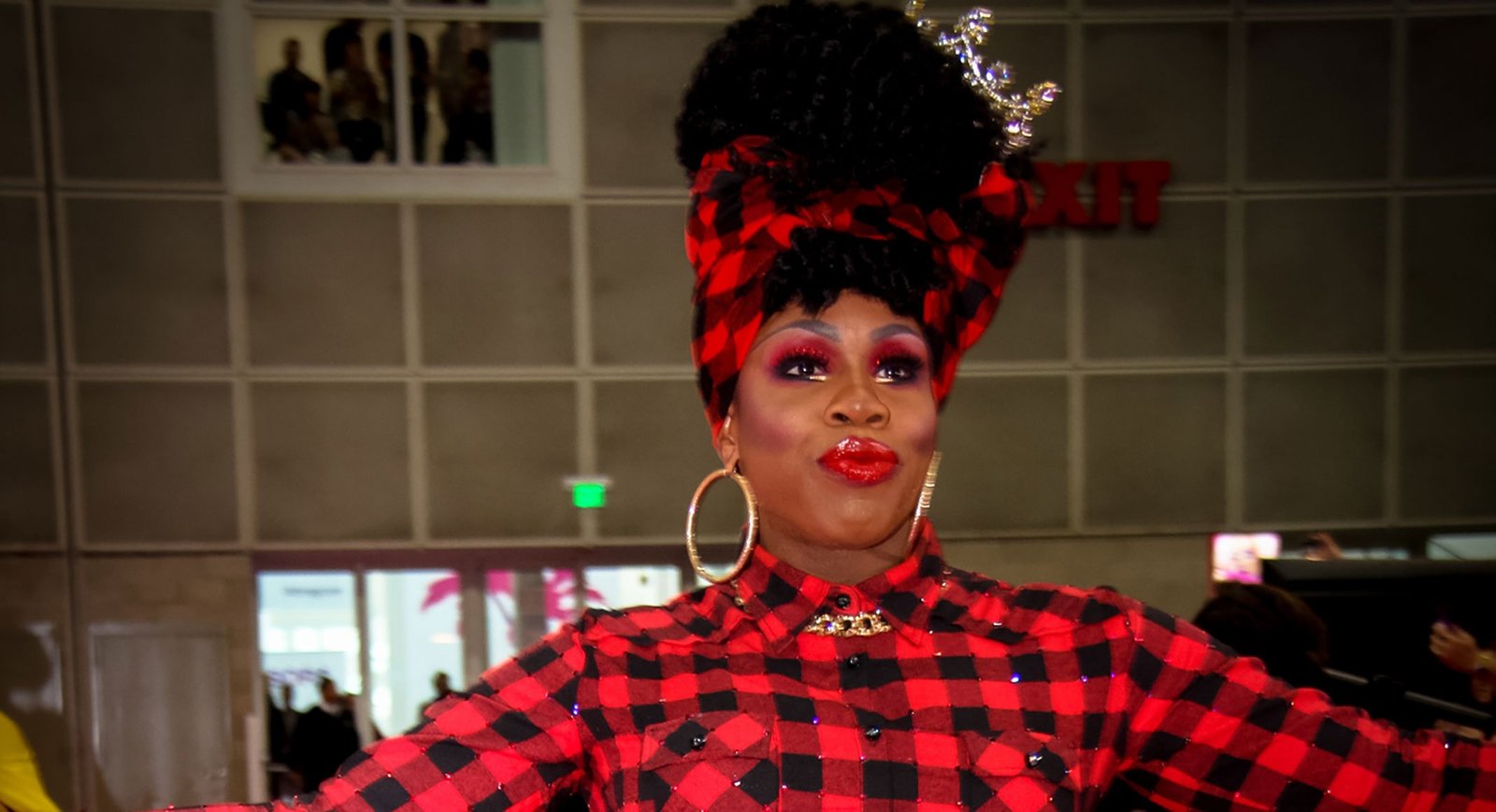 Monét X Change