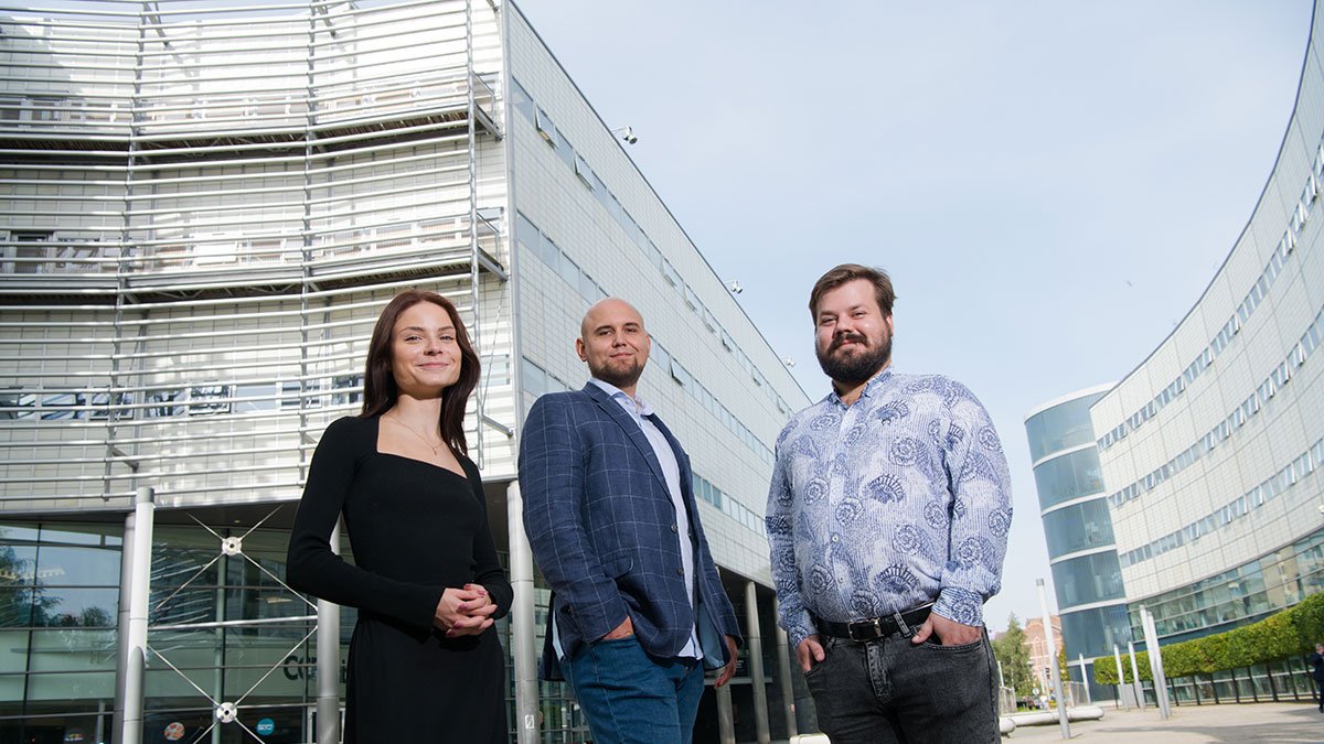 Group Photo-Left to Right Arina Skorochodova, Dr Mikhail Vasenin, and Dr Savva Shanaev